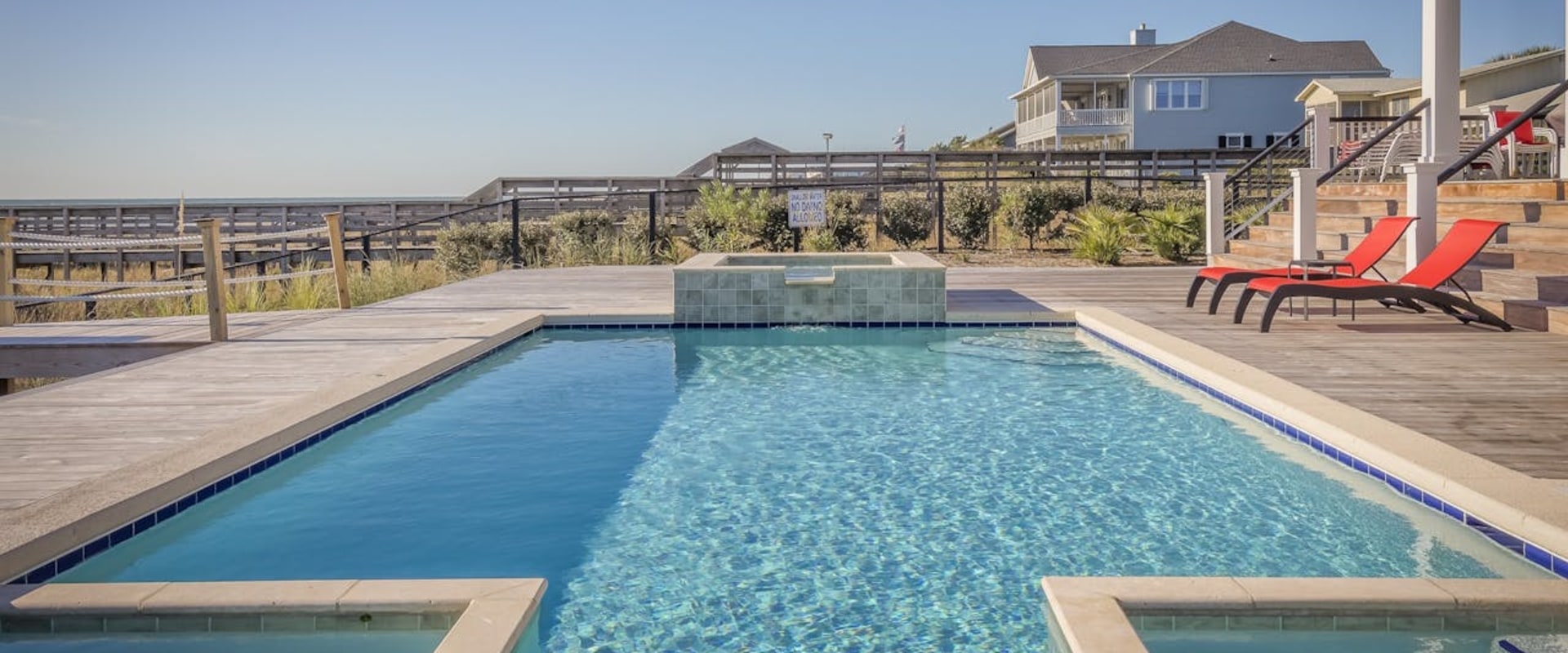 Why Fiberglass Pools Are The Perfect Addition When Constructing Manufactured Home Yards In Mead, CO?
