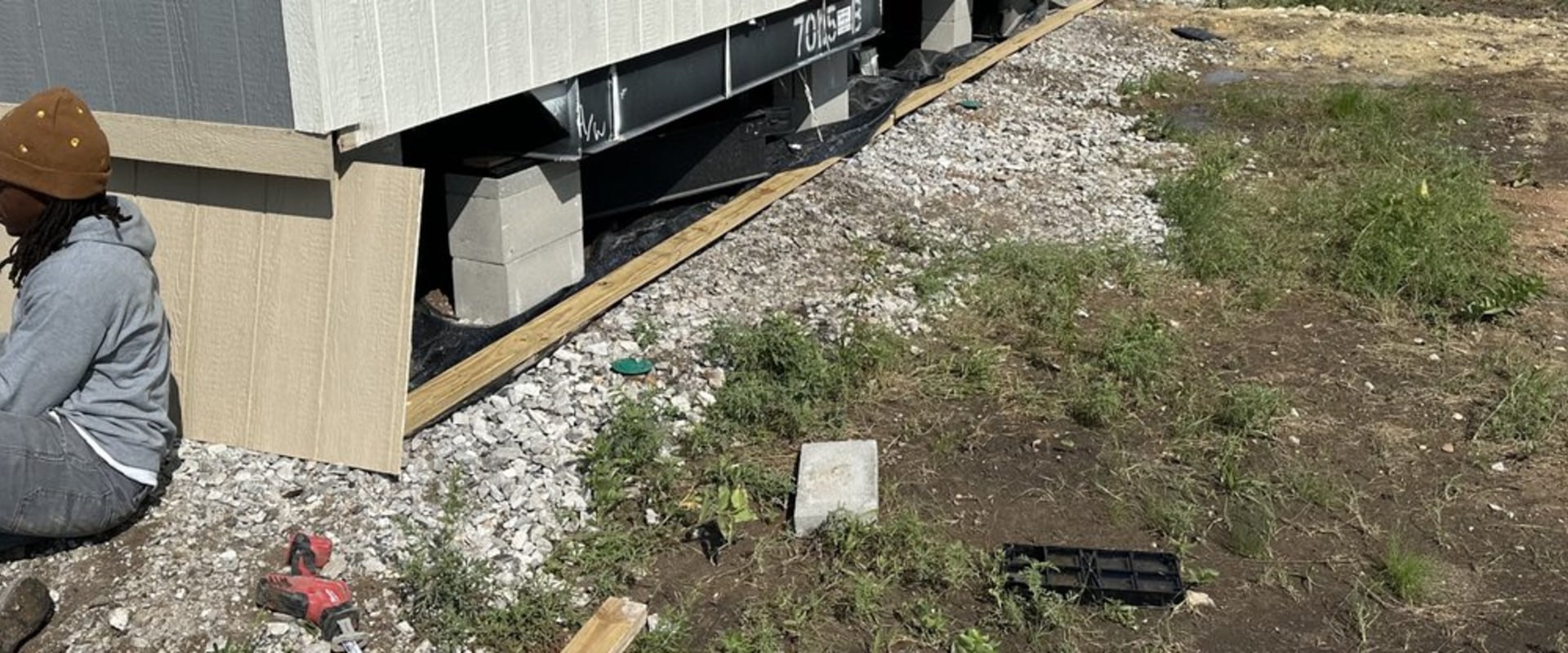 How Manufactured Homes In Arlington, TX Can Benefit From Timely Foundation Repair