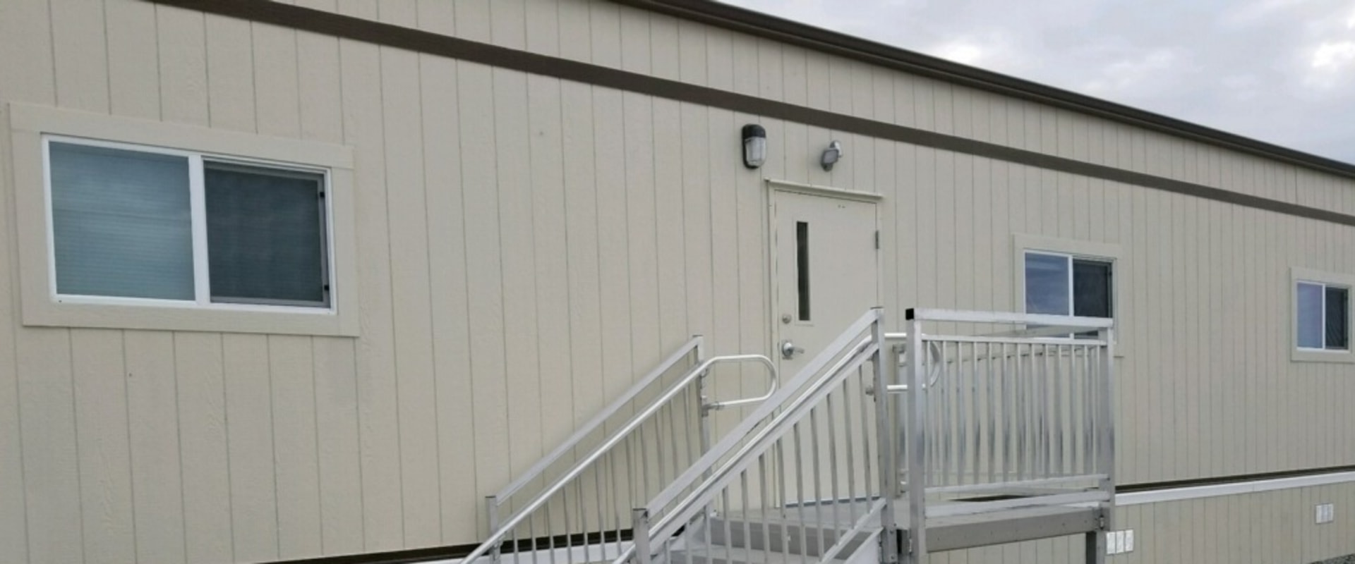 How Grab Bar Installation Enhances Manufactured Home Construction In Cuyahoga County
