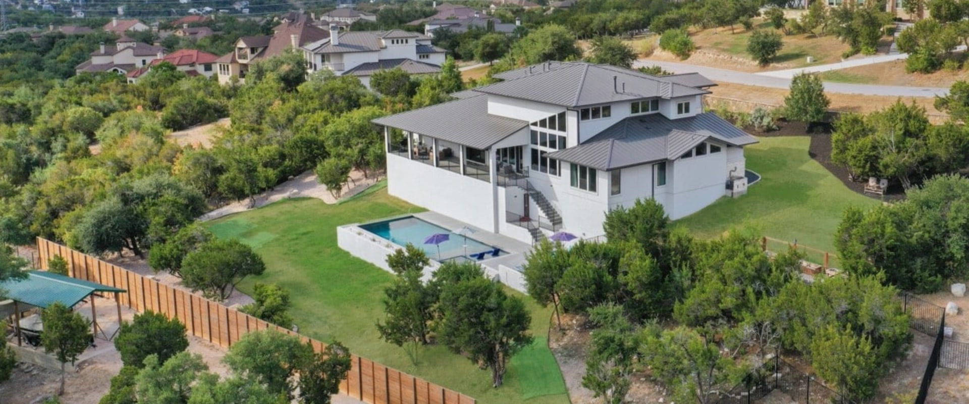 Why Roof Inspections Are A Must For Manufactured Home Construction In Los Angeles: Expert Advice