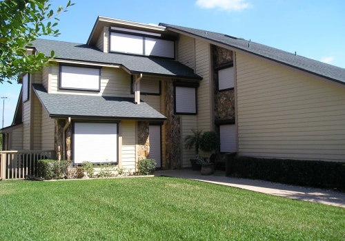 How Manufactured Homes In Orlando Incorporate Hurricane Shutters For Ultimate Storm Protection